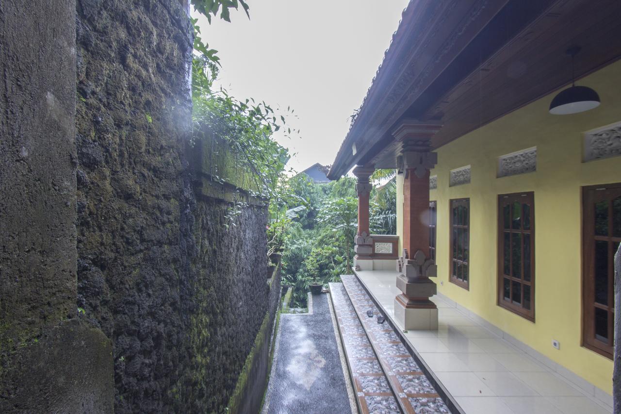 Nova Homestay Ubud Extérieur photo