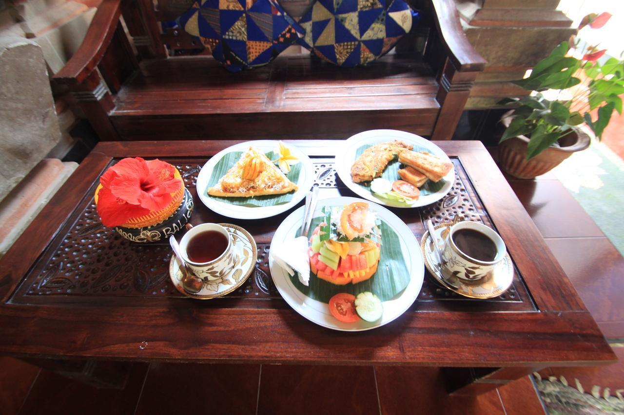 Nova Homestay Ubud Extérieur photo